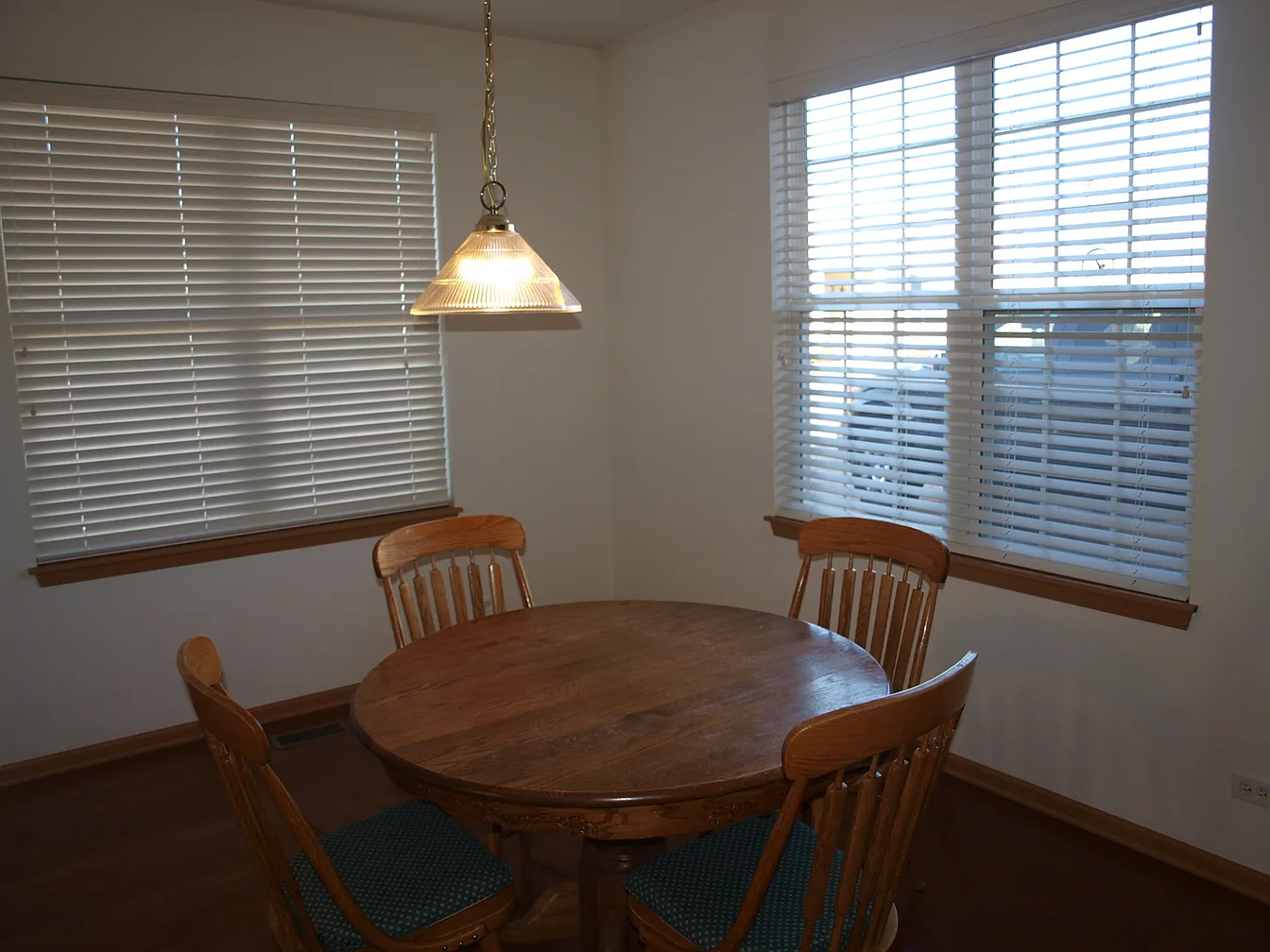 Gallery view 2 of 13128 W Sheffield Ln, Beach Park, IL, 60083