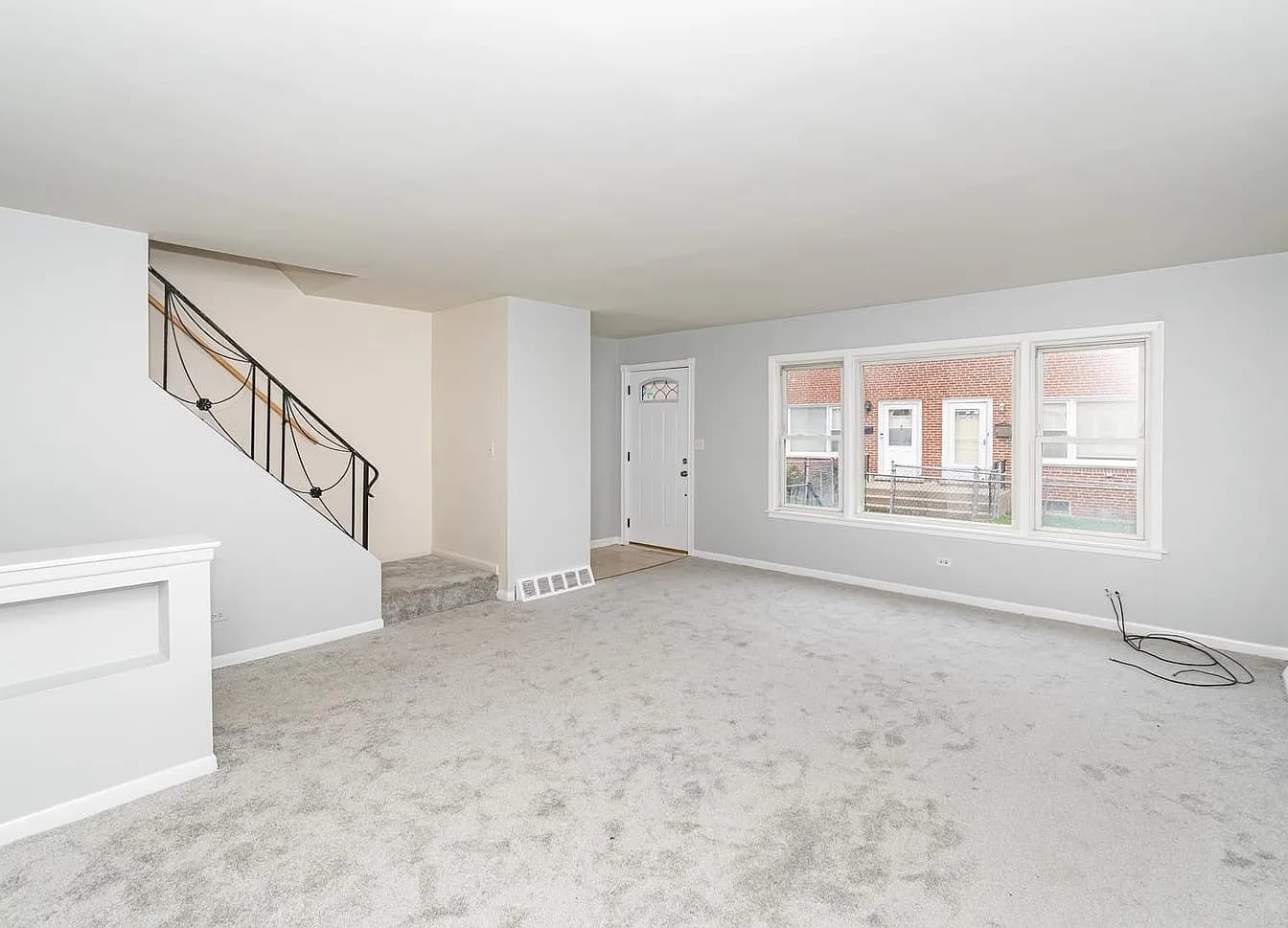 Gallery view 2 of 9543 Sumac Rd APT C, Des Plaines, IL, 60016