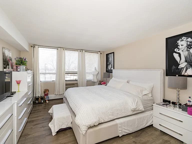 Gallery view 6 of 8801 W Golf Rd APT 2F, Niles, IL, 60714