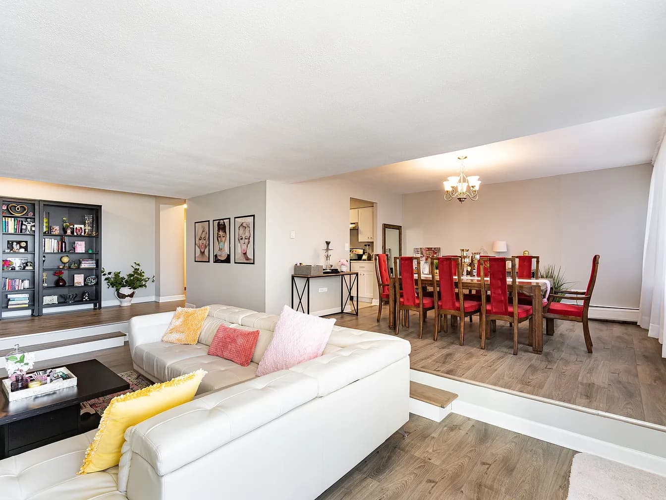 Gallery view 17 of 8801 W Golf Rd APT 2F, Niles, IL, 60714