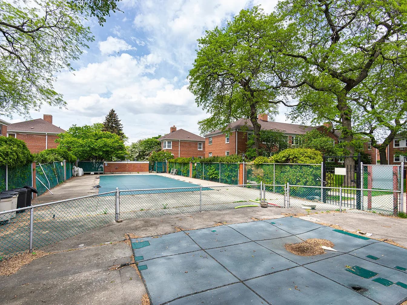 Gallery view 5 of 6554 N Ridge Blvd #1, Chicago, IL, 60626