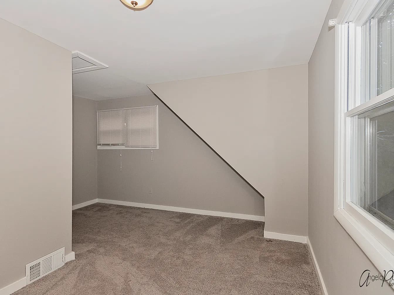 Gallery view 17 of 700 Pontiac Ct, Round Lake Heights, IL, 60073
