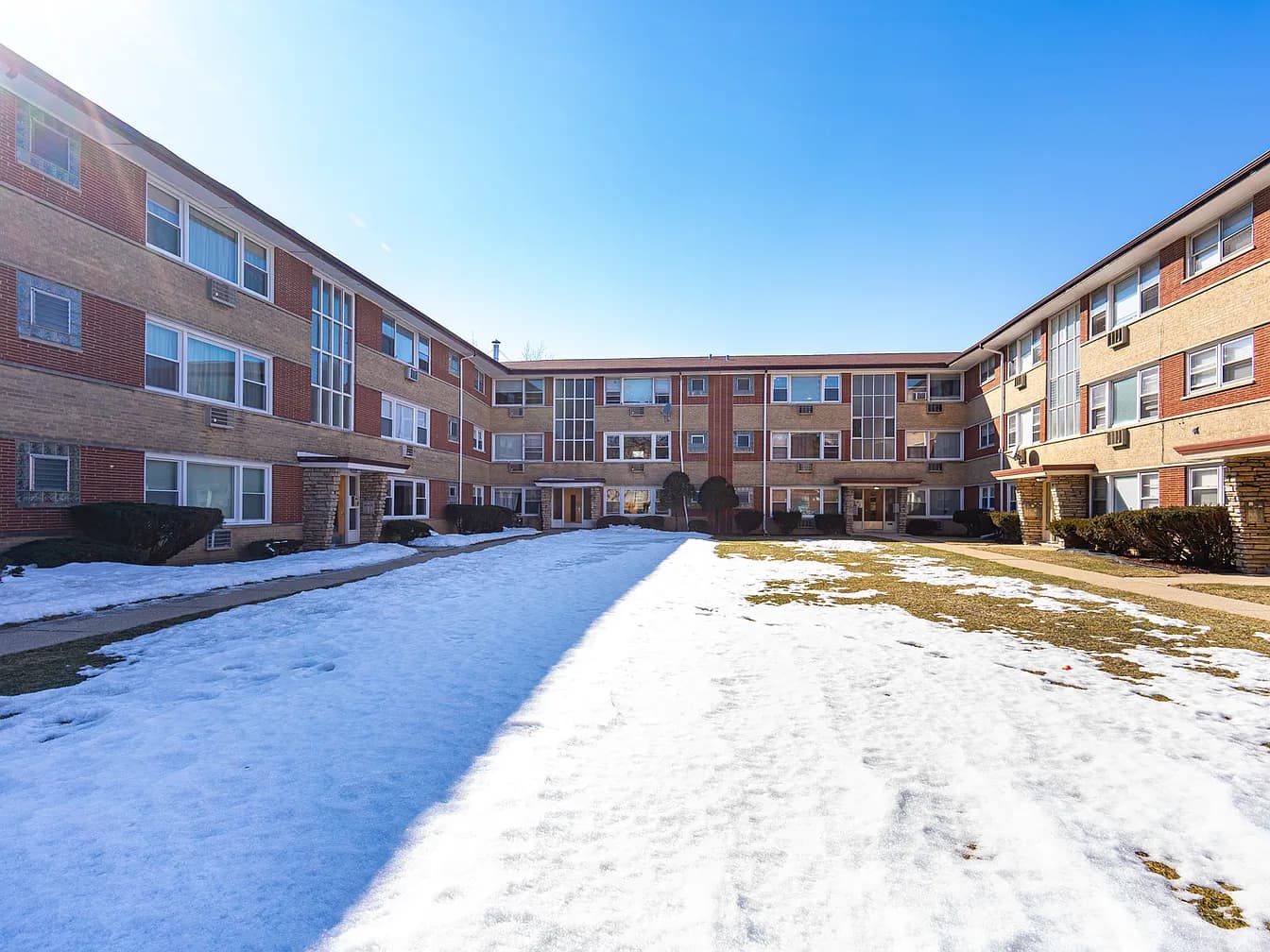 Exterior of 4330 N Keystone Ave APT 3E, Chicago, IL, 60641