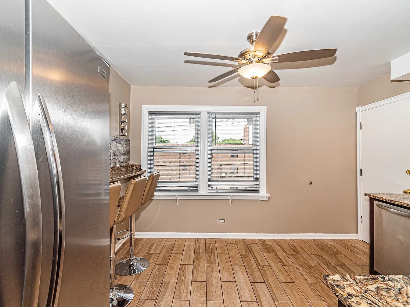 Gallery view 15 of 4330 N Keystone Ave APT 3E, Chicago, IL, 60641