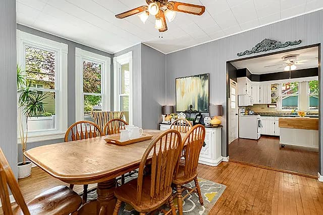 1495 Oakwood Ave property image
