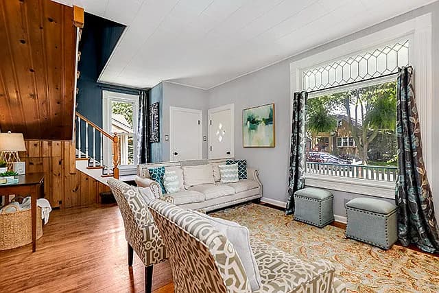 1495 Oakwood Ave property image